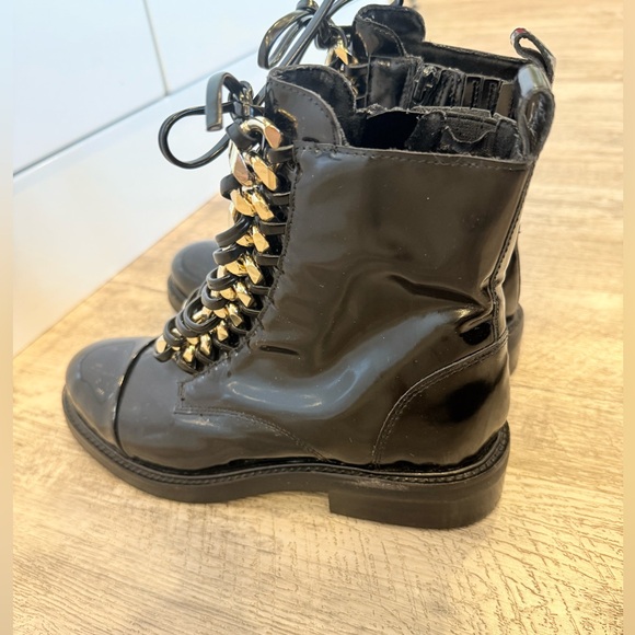 Jeffrey Campbell Leather Shiny Black and Gold Chain Boots NEW - Picture 7 of 14